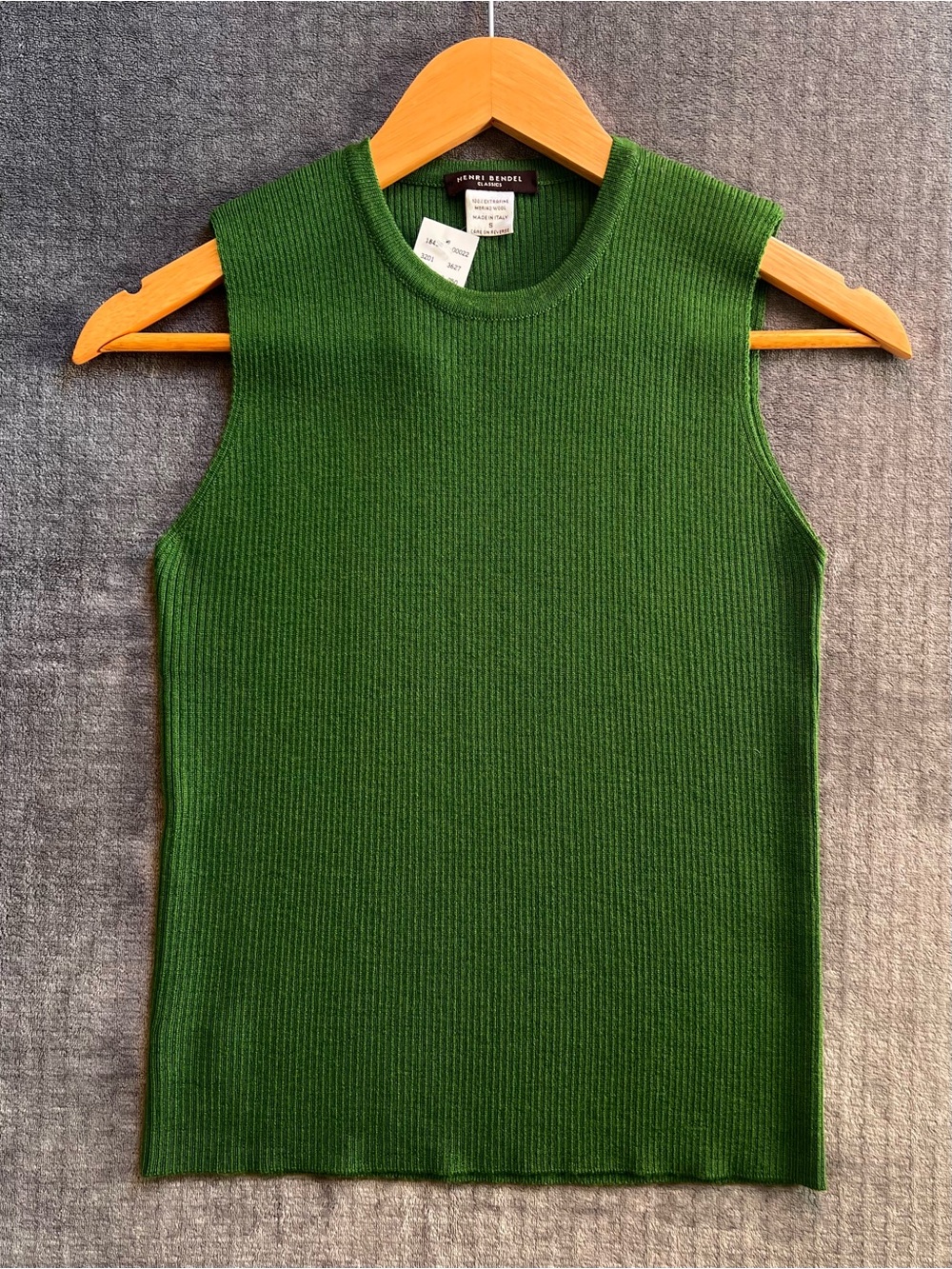 NEW Henri Bendel Extra Fine Merino Wool Sweater Sz S Sleeveless Green Knit Italy
